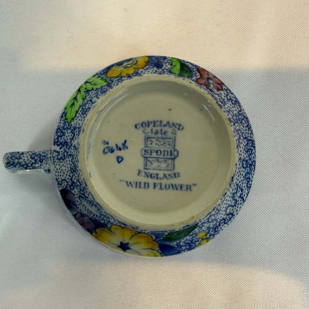 COPELAND SPODE WILD FLOWER FOOTED TEA CUP MULTICOLOR FLORAL ON BLUE *no Saucer - Picture 5 of 10